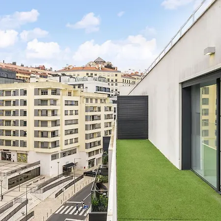 Whome Urban Retreat W/parking, Elevator & Ac By Benfica Stadium