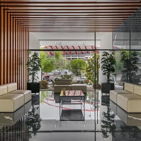 Whome Urban Retreat W/parking, Elevator & Ac By Benfica Stadium דירה ליסבון
