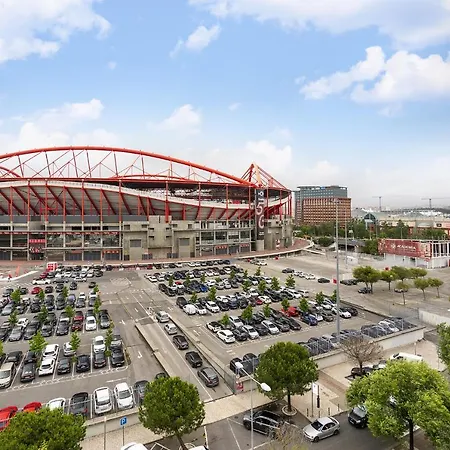 Whome Urban Retreat W/parking, Elevator & Ac By Benfica Stadium Apartmán *