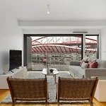 Apartment Whome Urban Retreat W/parking, Elevator & Ac By Benfica Stadium Lissabon