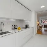 Apartment Whome Urban Retreat W/parking, Elevator & Ac By Benfica Stadium