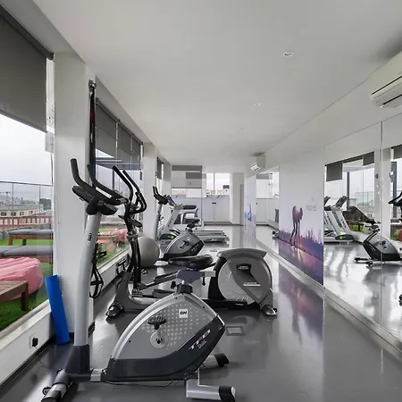 Whome Urban Retreat W/parking, Elevator & Ac By Benfica Stadium * Lissabon